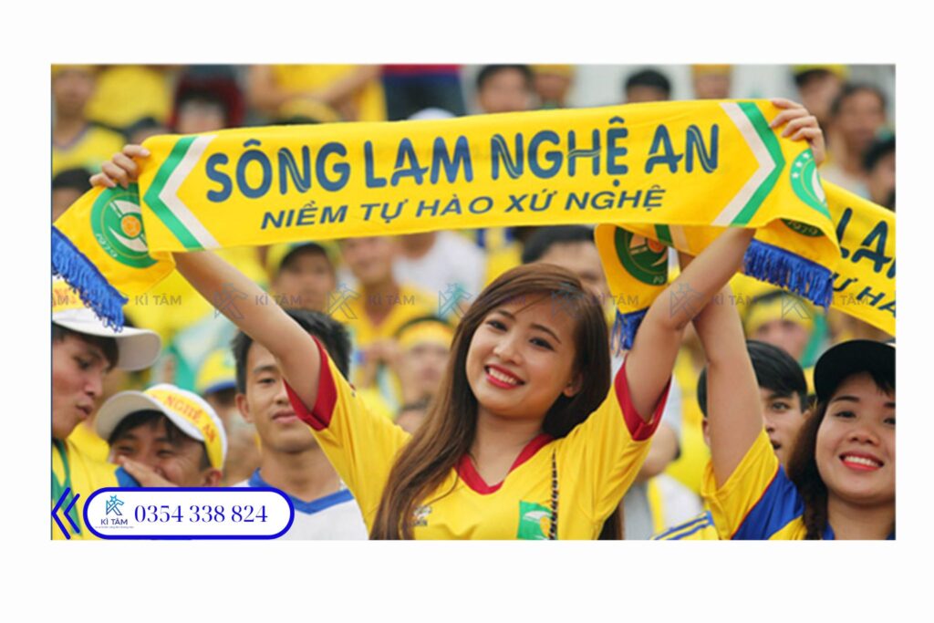 Băng rôn bóng đá