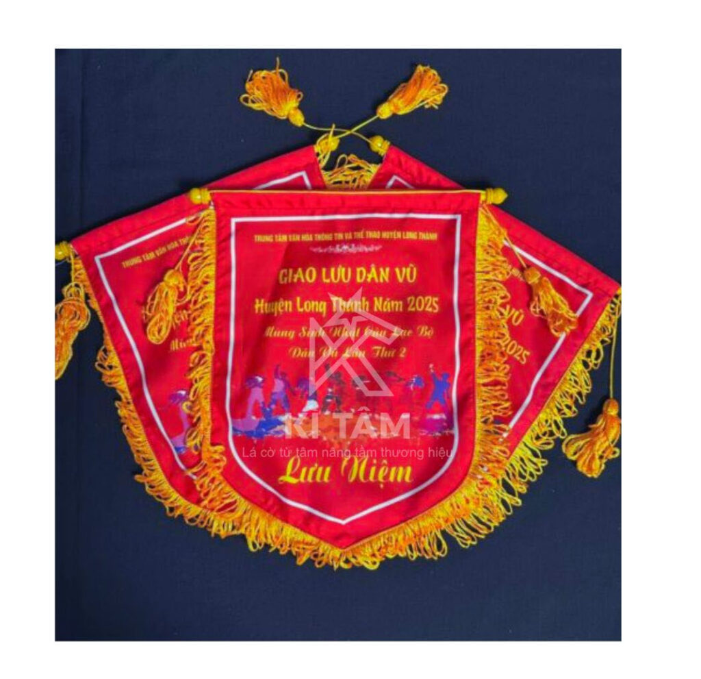 Cờ lưu niệm hình bầu