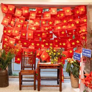Cờ dây ngôi sao vàng